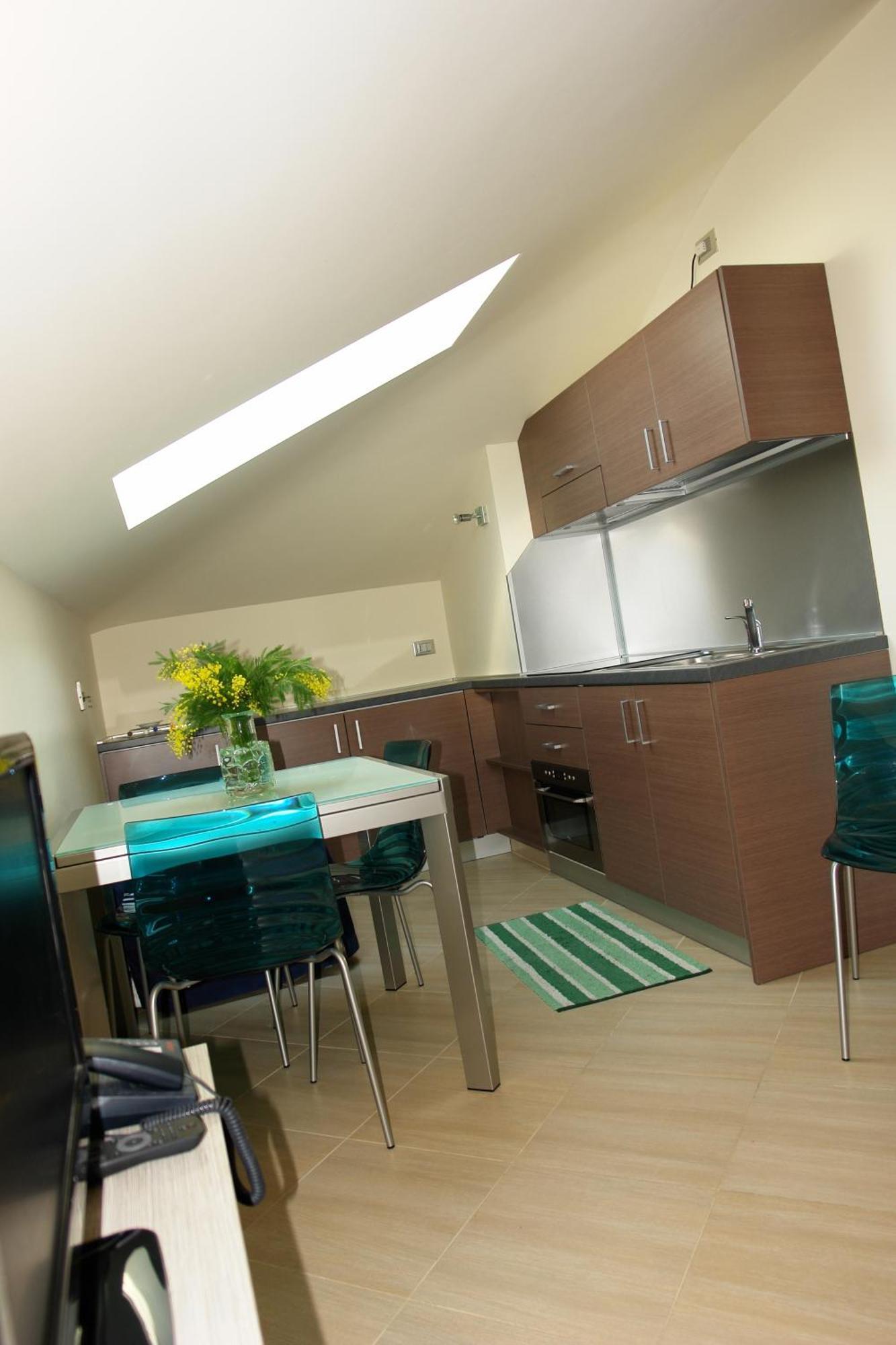 Residence Villa Carmen Fronte Mare A 50 Mt Пьетра-Лигуре Экстерьер фото
